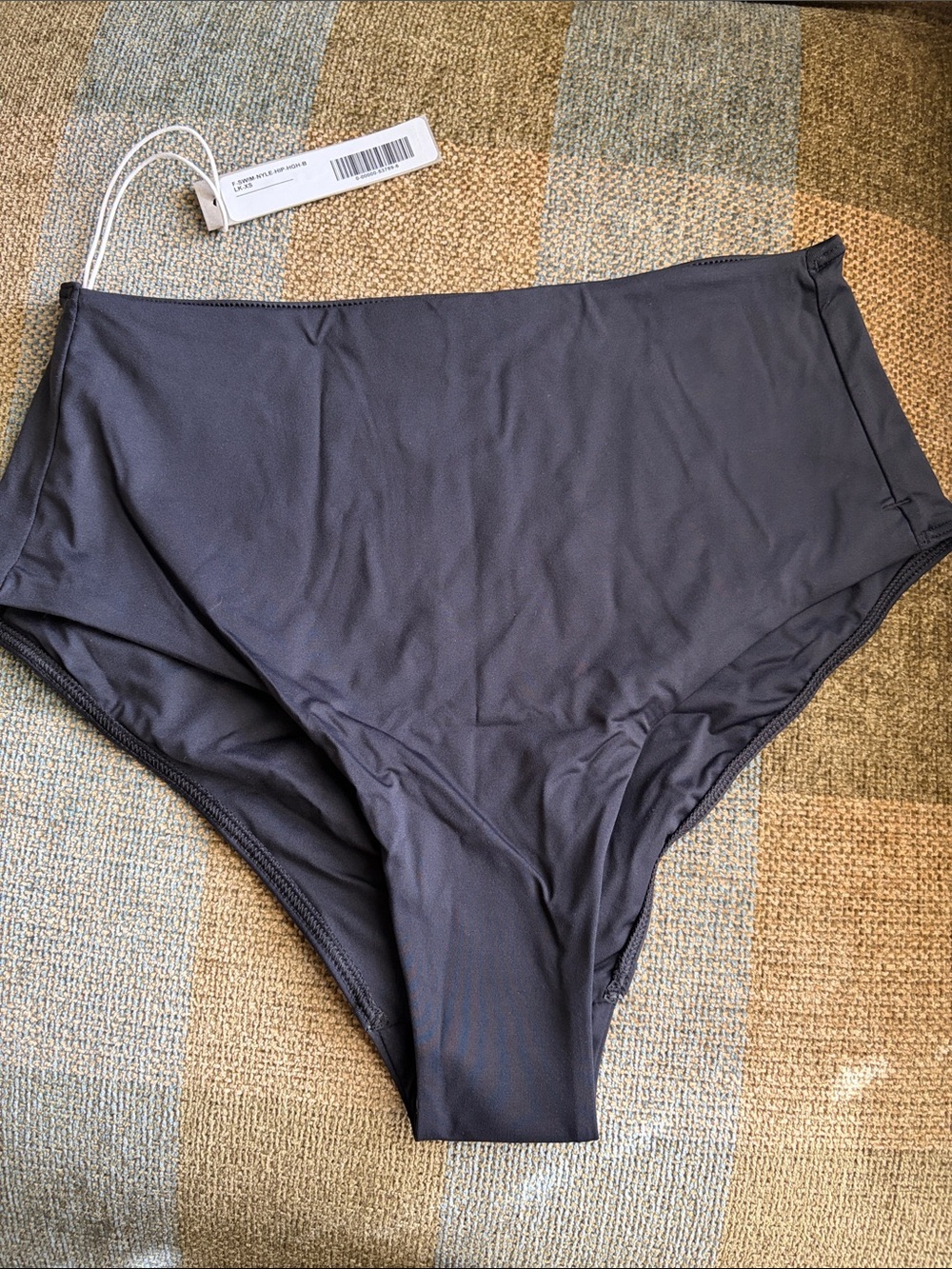 Everlane High-Rise Hipster Bottoms – Black